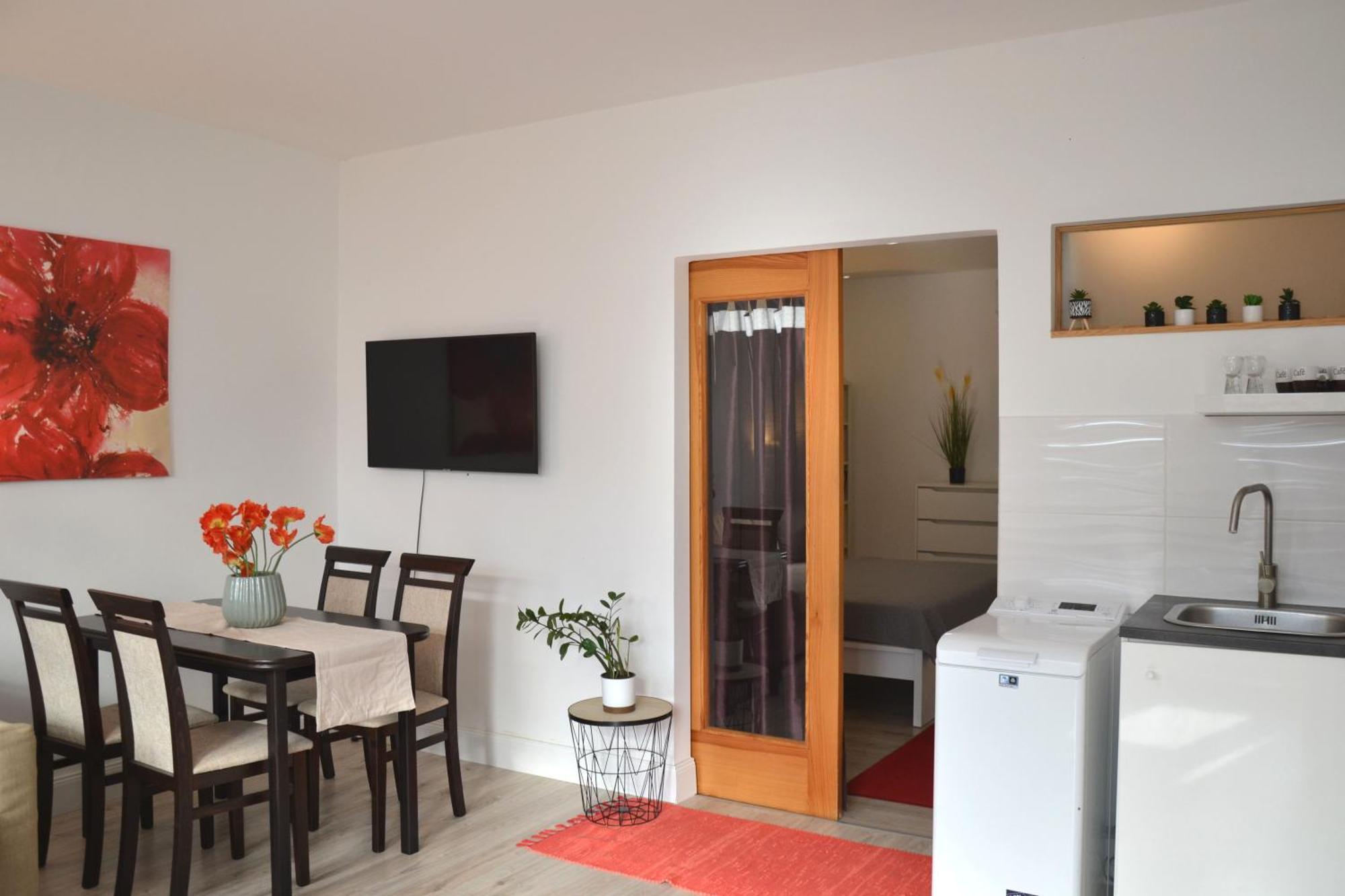 Akvamarin Apartman Keszthely Ngoại thất bức ảnh